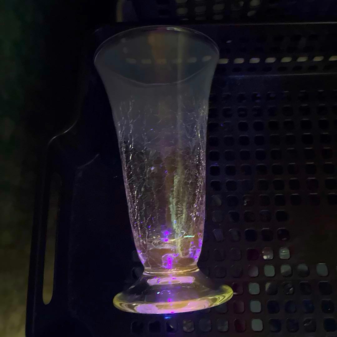 骨董　時代ガラス　希少　氷裂紋　乳白色　反り口　ラッパ型　パフェグラス１客②