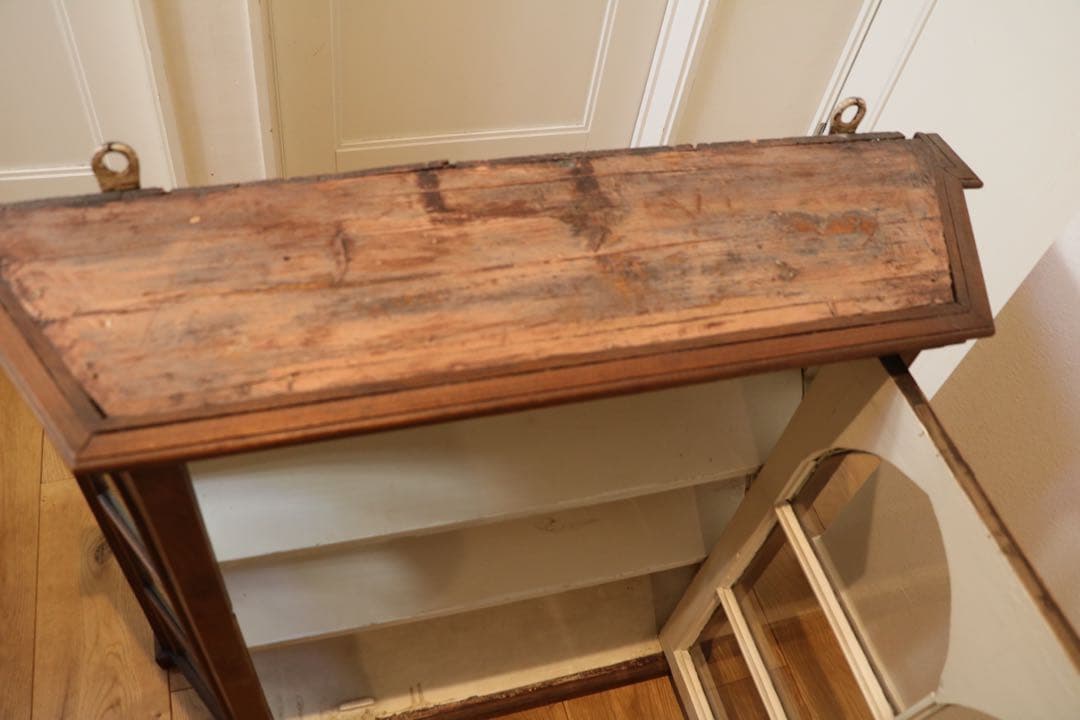 krank アーチ型ガラス扉キャビネット