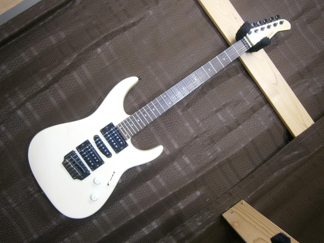 フェルナンデス＜HSH＞Lシリアル