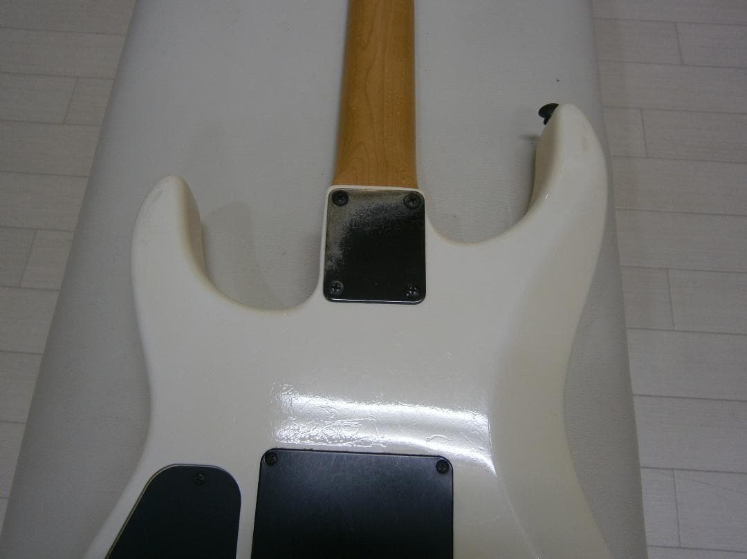 フェルナンデス＜HSH＞Lシリアル