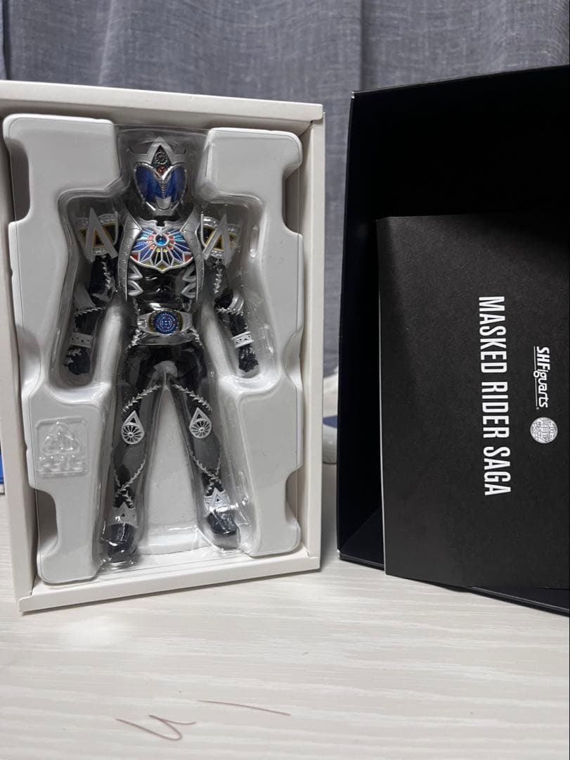 最終値下げ。SH Figuarts 真骨彫製法仮面ライダーサガ