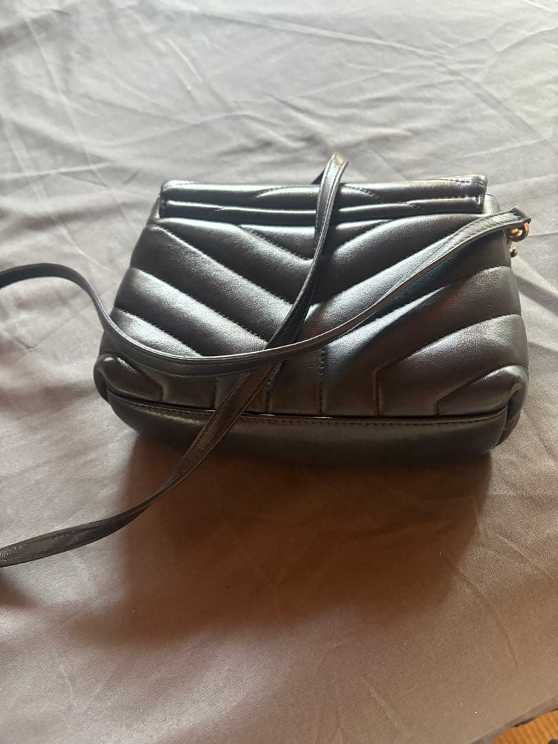 サンローラン ルル ショルダーバッグ