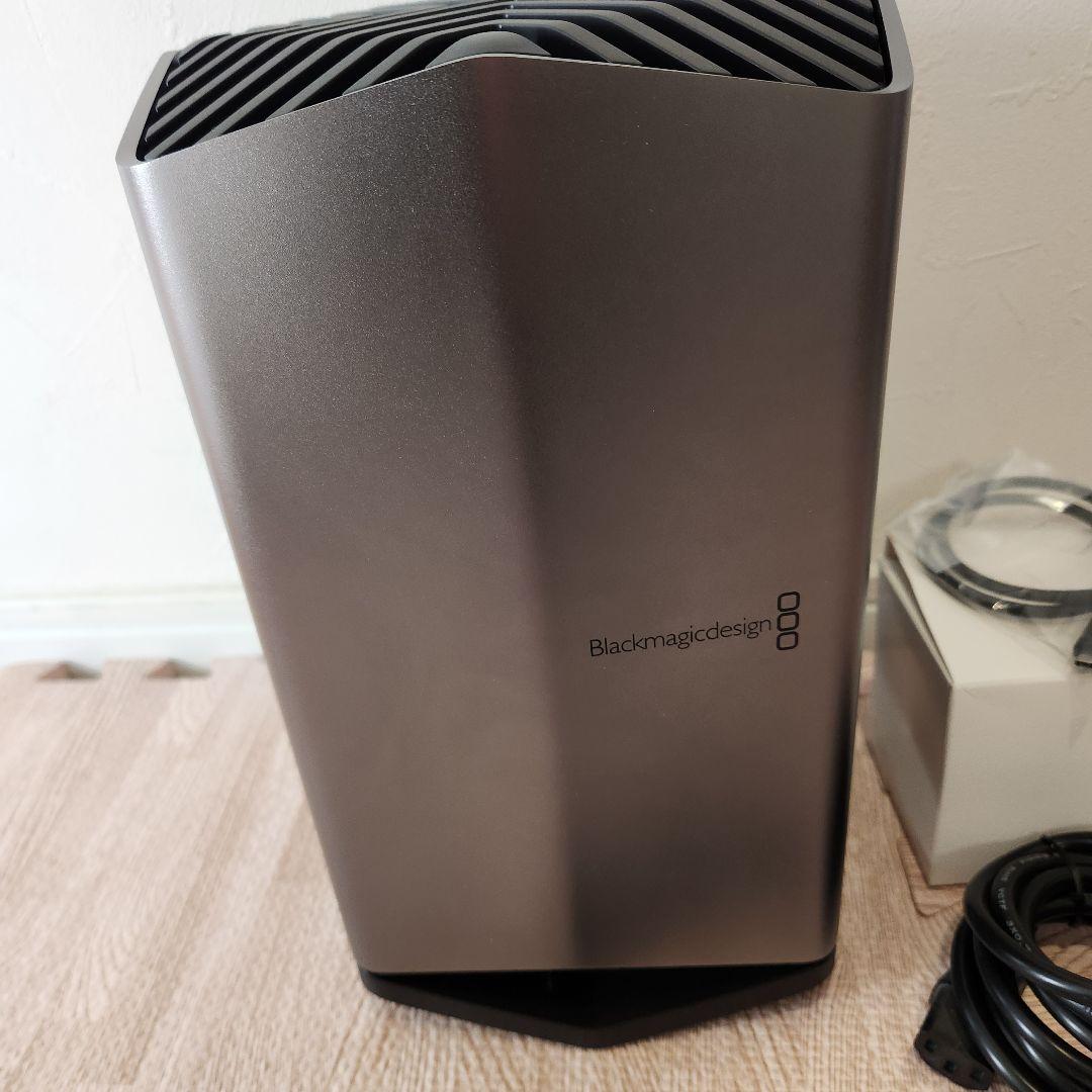 Blackmagic Design eGPU RX580　美品
