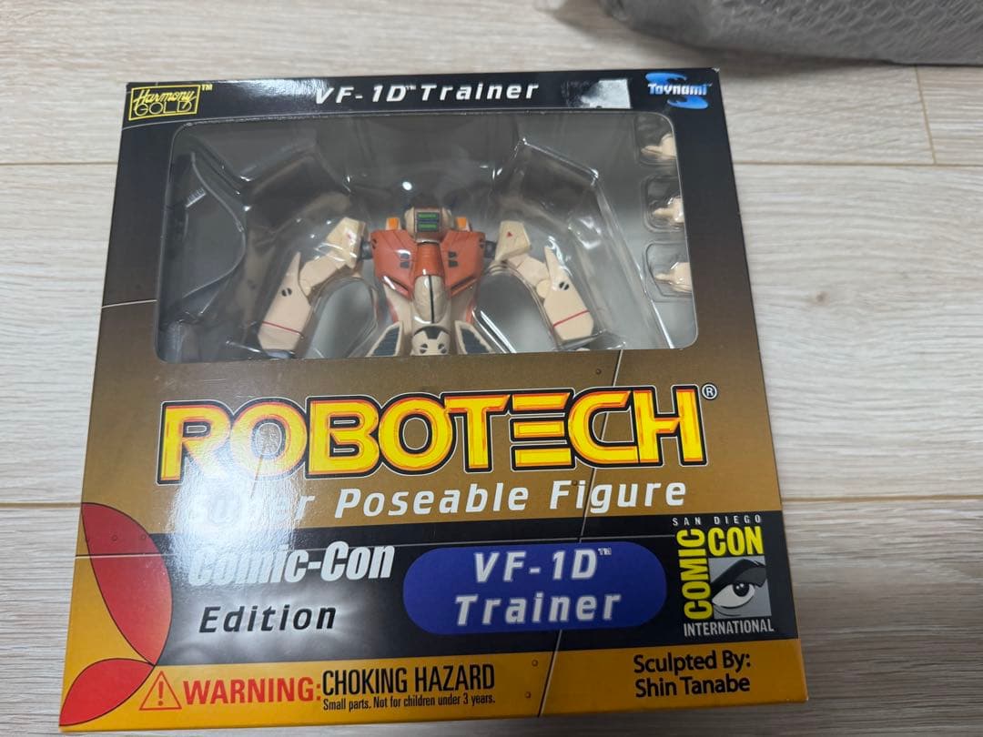 マクロス　トイナミロベテックフィギュア