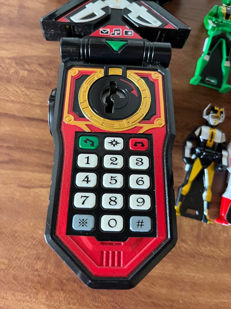 海賊戦隊ゴーカイジャー DXモバイレーツ レンジャーキー　フィギュア2体付き