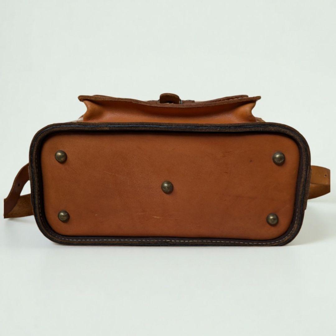 【希少】 HERZ ヘルツ カメラバッグ レザーバッグ キャメル 大型 人気