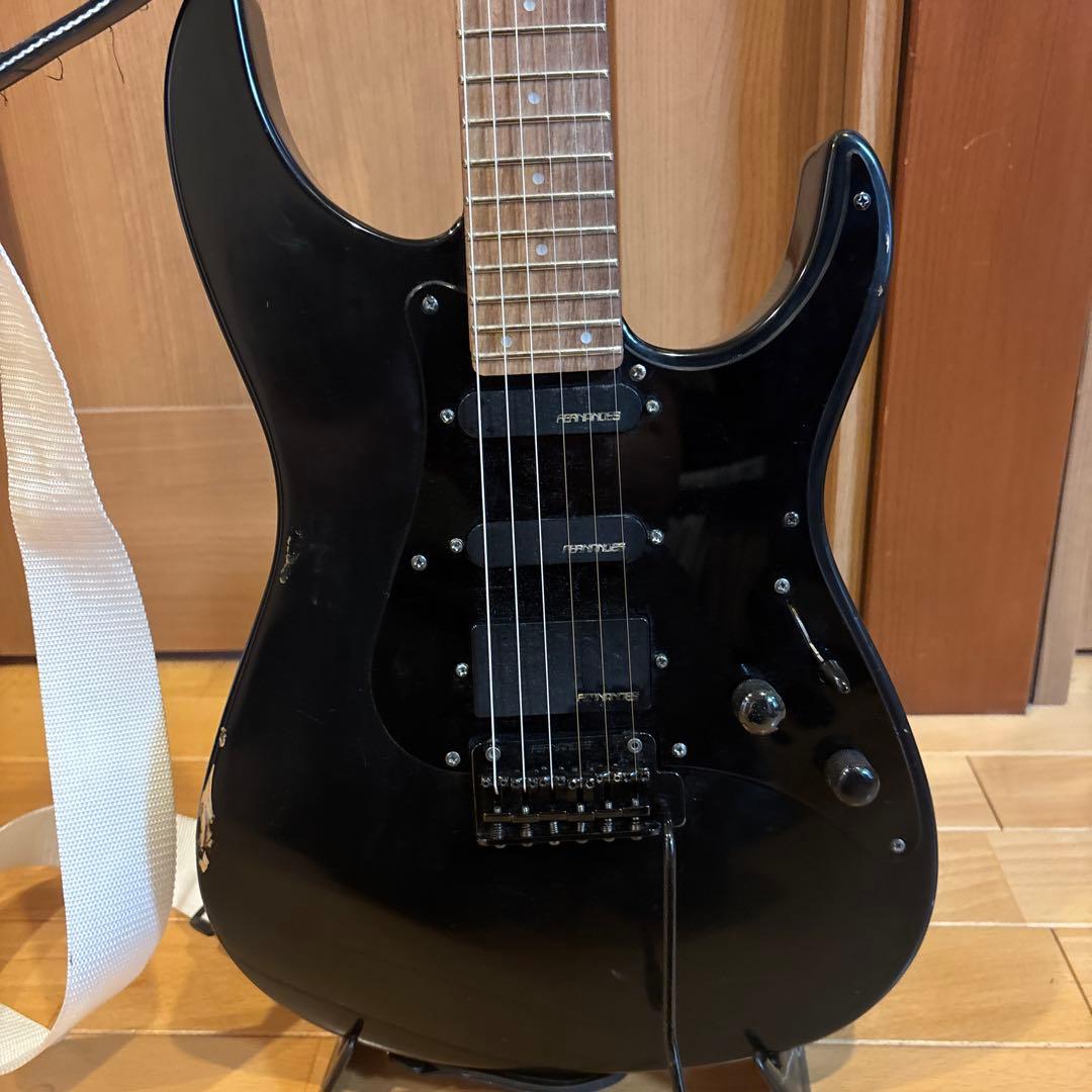 FERNANDES FSR-50 ブラックパーツ仕様 アーム・ストラップ　新品弦
