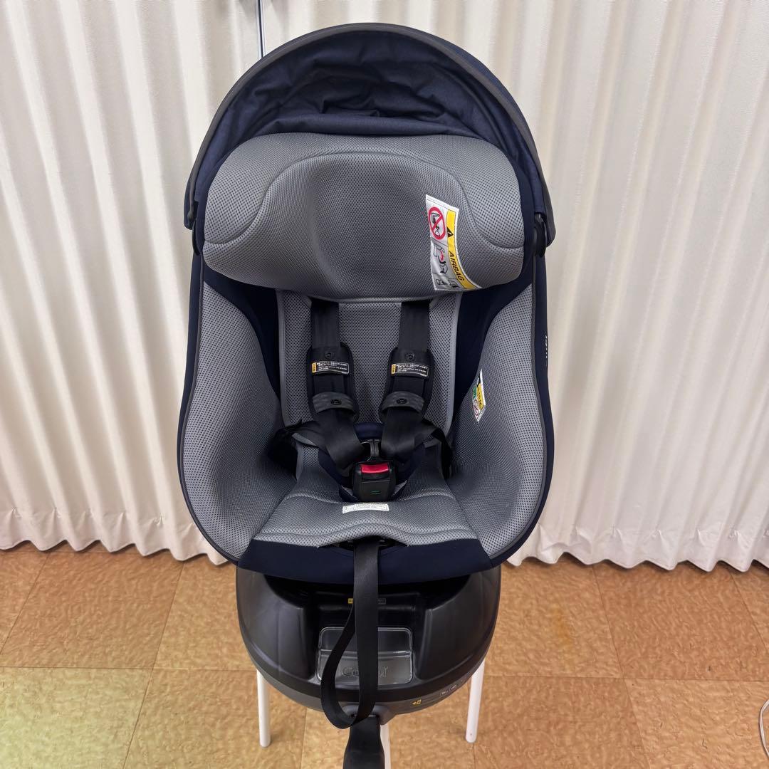 クリーニング済　☆美品☆　コンビ　クルムーヴ　アドバンス　ISOFIX　ネイビー