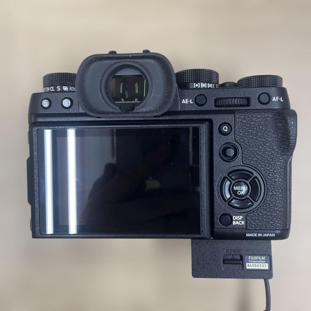 ジャンク品FUJIFILM X-T2ボディ純正ACアダプター、DCカプラー付