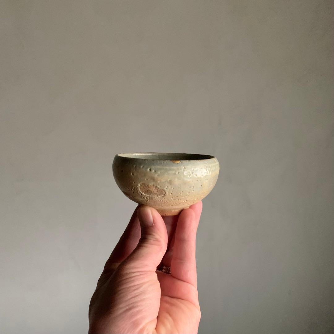 高麗青磁 白象嵌 盃 三島盃 14世紀頃 酒器 ぐい呑み 古美術 古道具