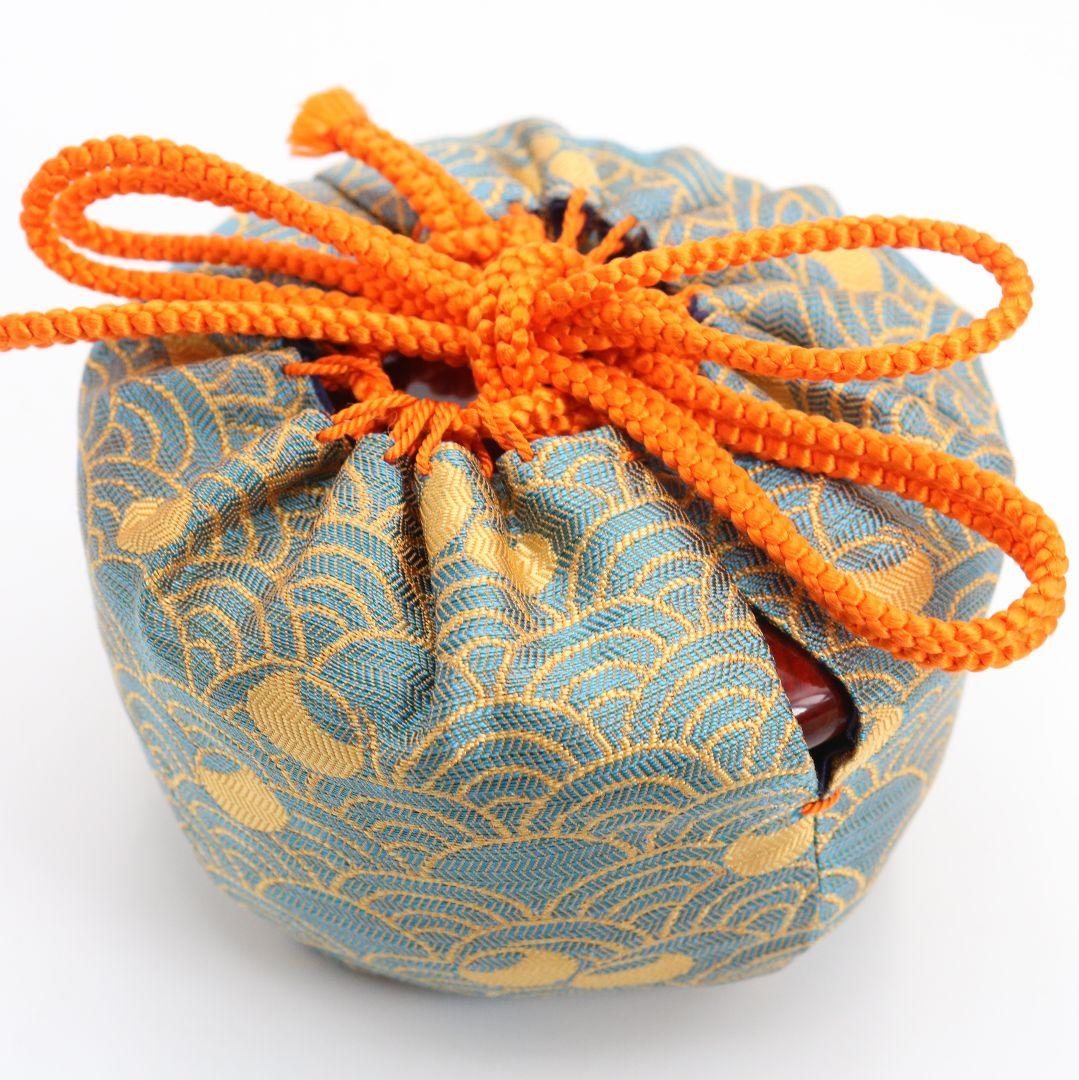 中谷秀斉作 覚々斎好写 老松 薄茶器 壷々青海波仕覆 茶道具　V942