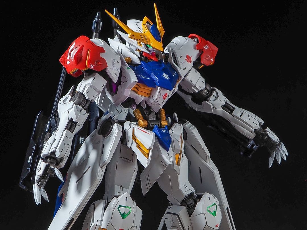 mg ガンダムバルバトスルプス　全塗装　完成品　パイロット塗装　ラスト