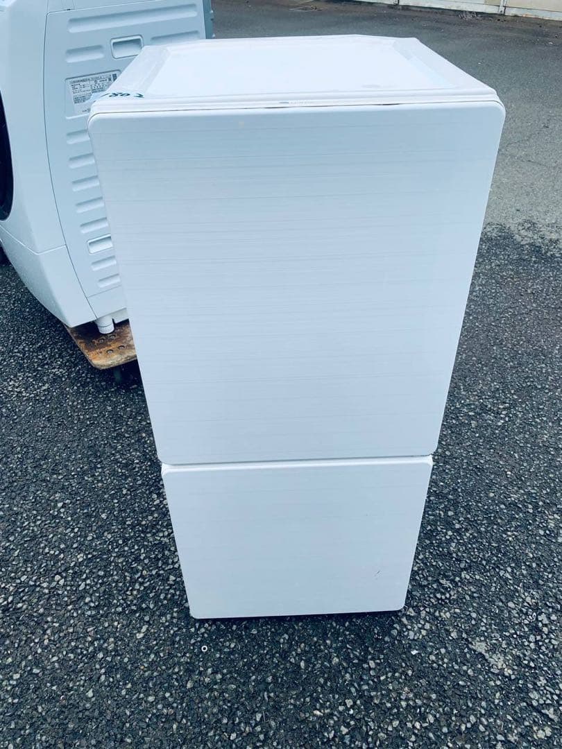 ✅ユーイングノンフロン冷凍冷蔵庫✅ ✅UR-F110H✅