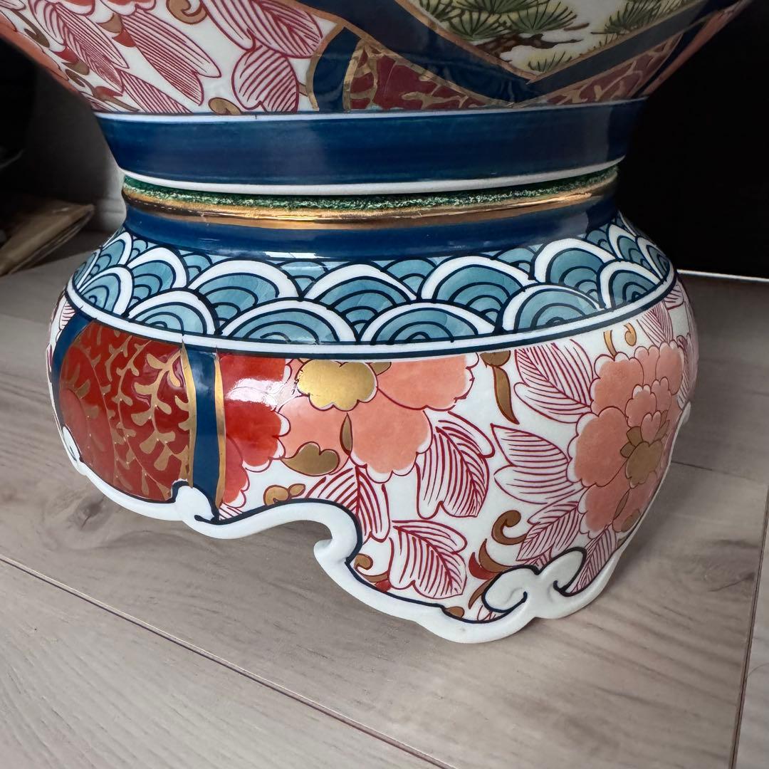 有田焼 勝右衛門作 染錦 金彩色絵花鳥紋 沈香壷　飾壺