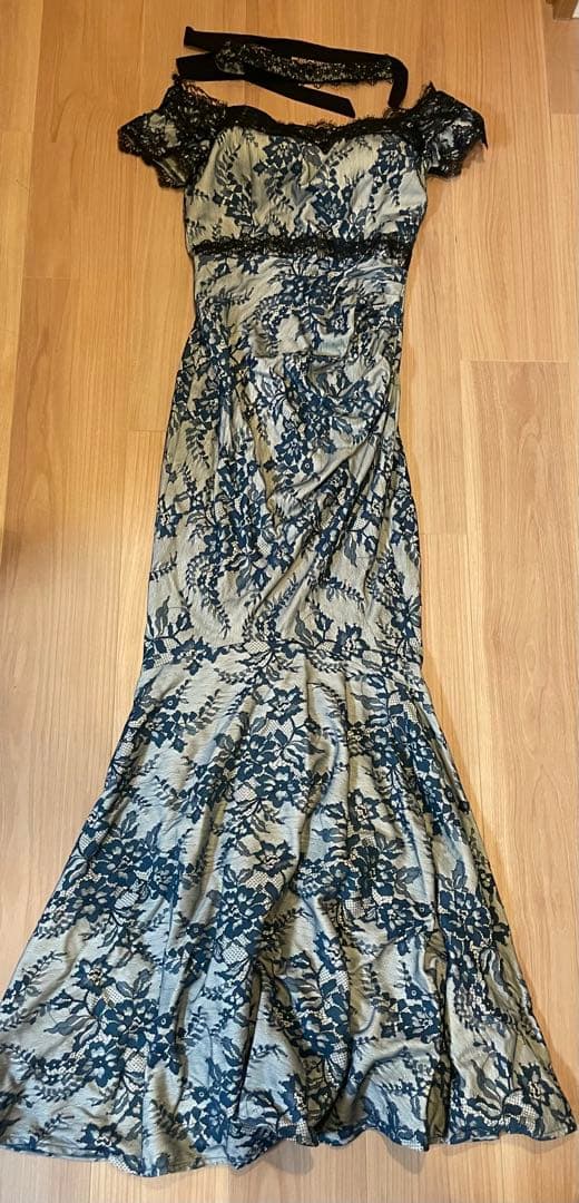 UNA VALERIE マーメイド　オフショルダー　ロングドレス