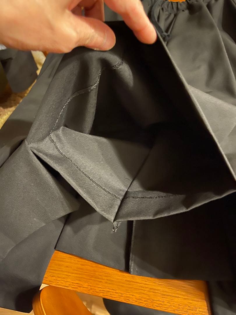 【最終値下】新品未使用 コムデギャルソン パンツ