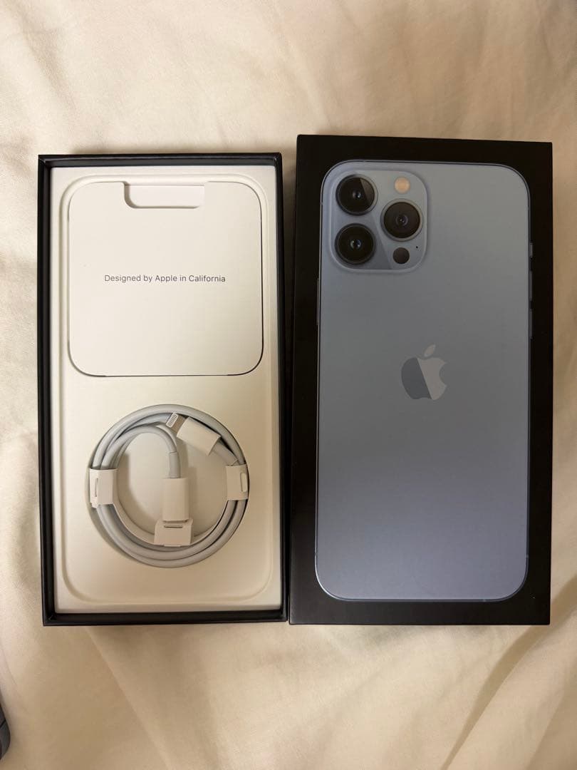 バッテリー100% iPhone 13 Pro Max シエラブルー 256GB