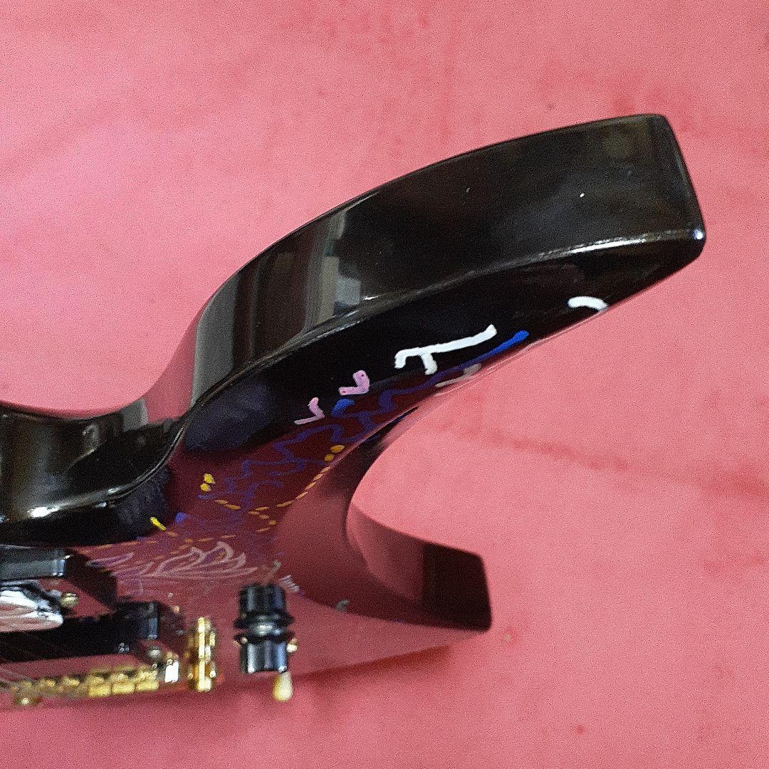 【良・美品】目玉ペイント・hideモデル。モッキンバードエレキギター。