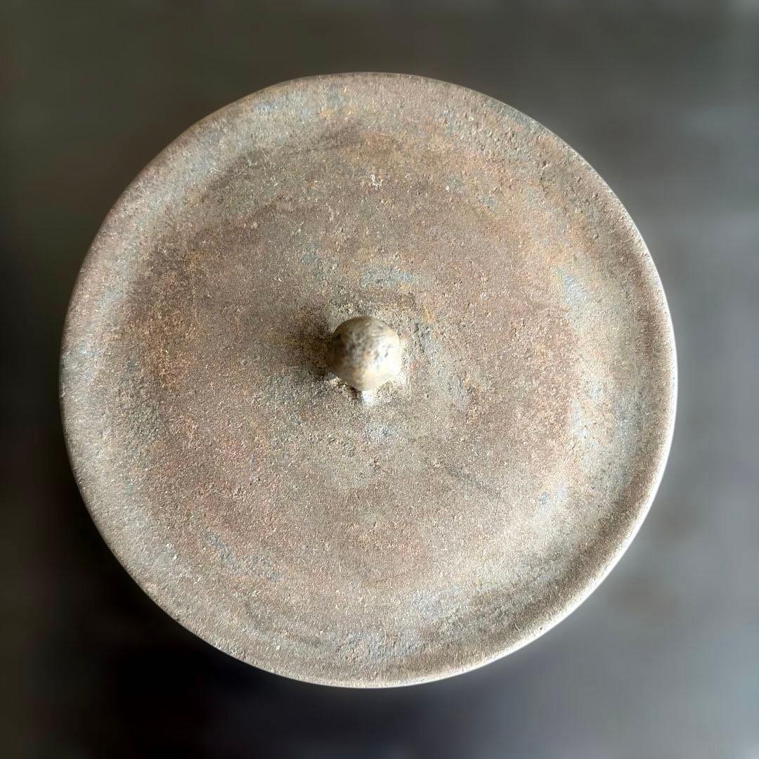 鋳鉄製浮彫り鉄瓶