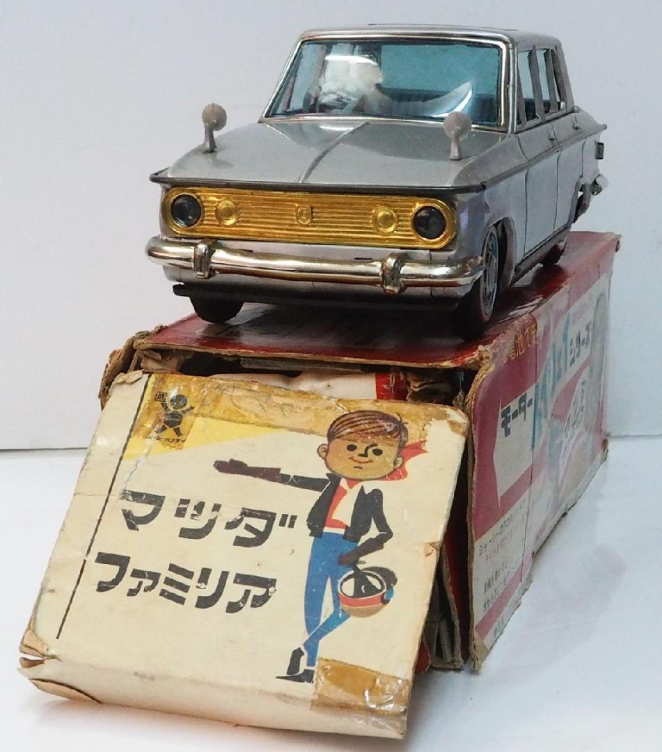 旧バンダイ【モーターハイウェイ マツダ ファミリア電動走行】ブリキ製ミニカー箱付
