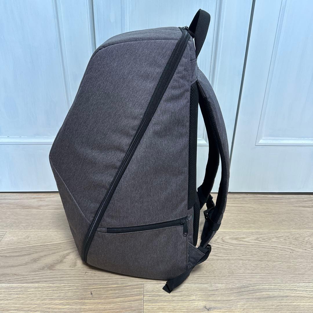 LOVOT キャリーバックパック　商品コード LCQ60-18-EC