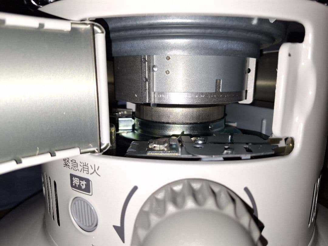 TOYOTOMI トヨトミRainbow レインボー 石油ストーブ2024年製