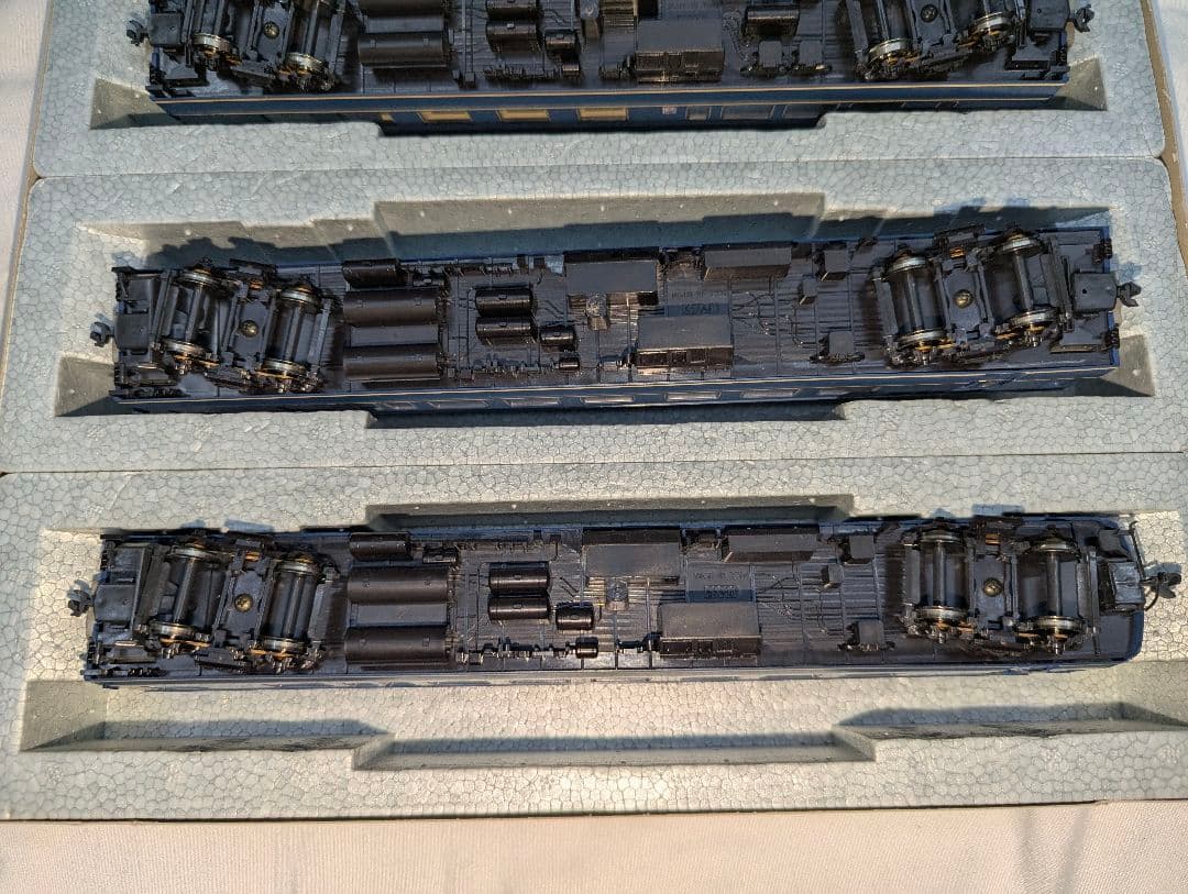 KATO　２０系特急形寝台客車 【3-504】 ４両基本セット