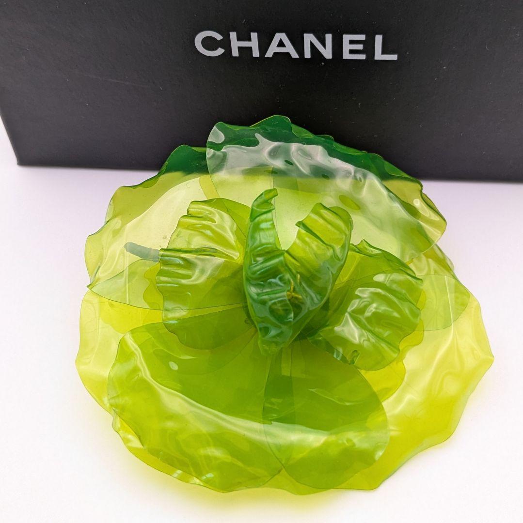 シャネル CHANEL カメリア プラスチック ブローチ コサージュ 箱付