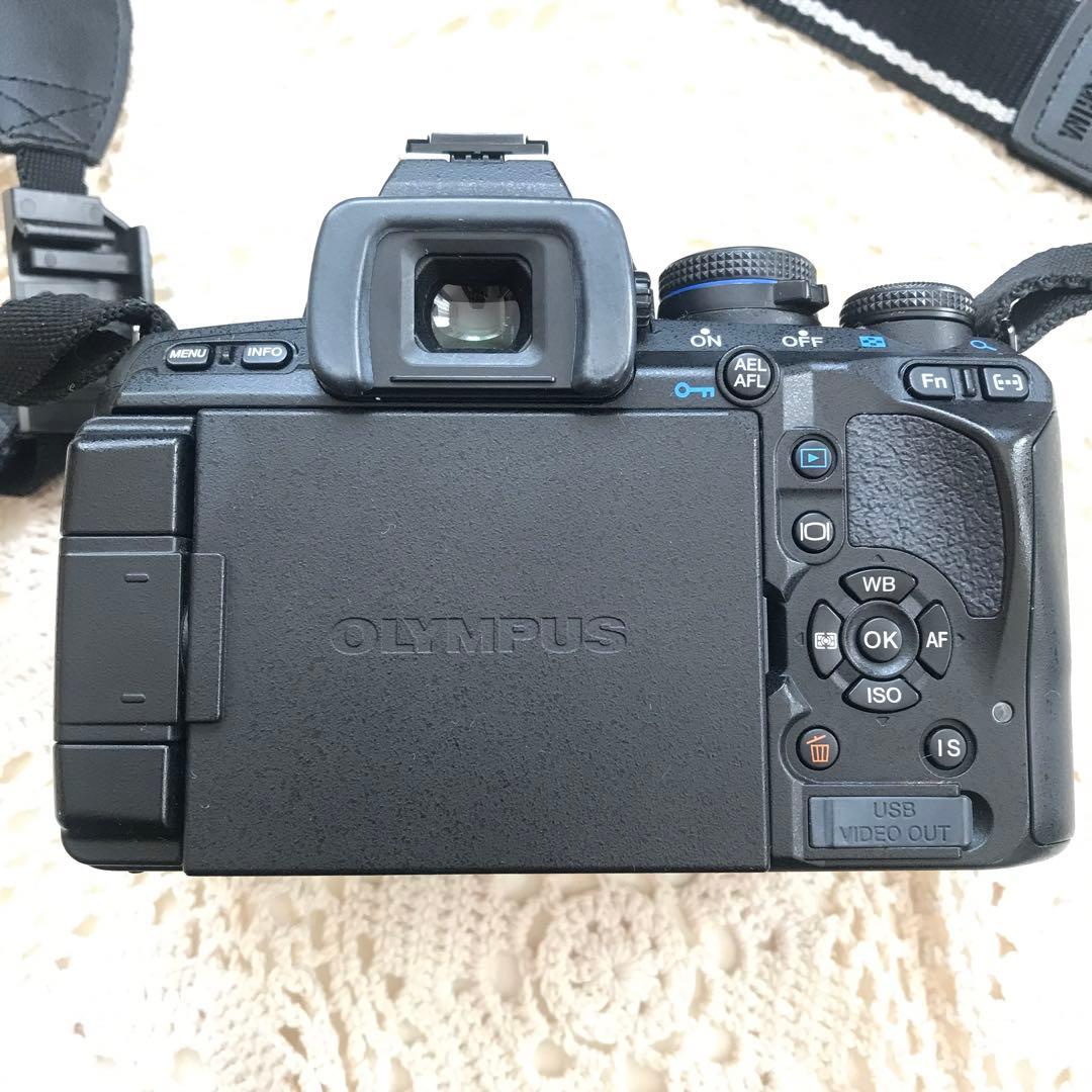 オリンパス デジタル一眼カメラ E-620 ダブルレンズキット&単焦点レンズ