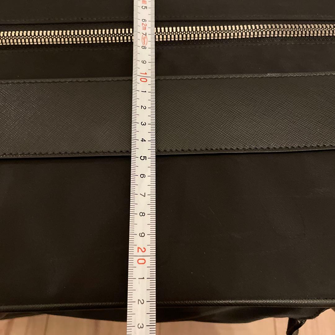 PRADA ブラック キャリーケース　保存袋付き。