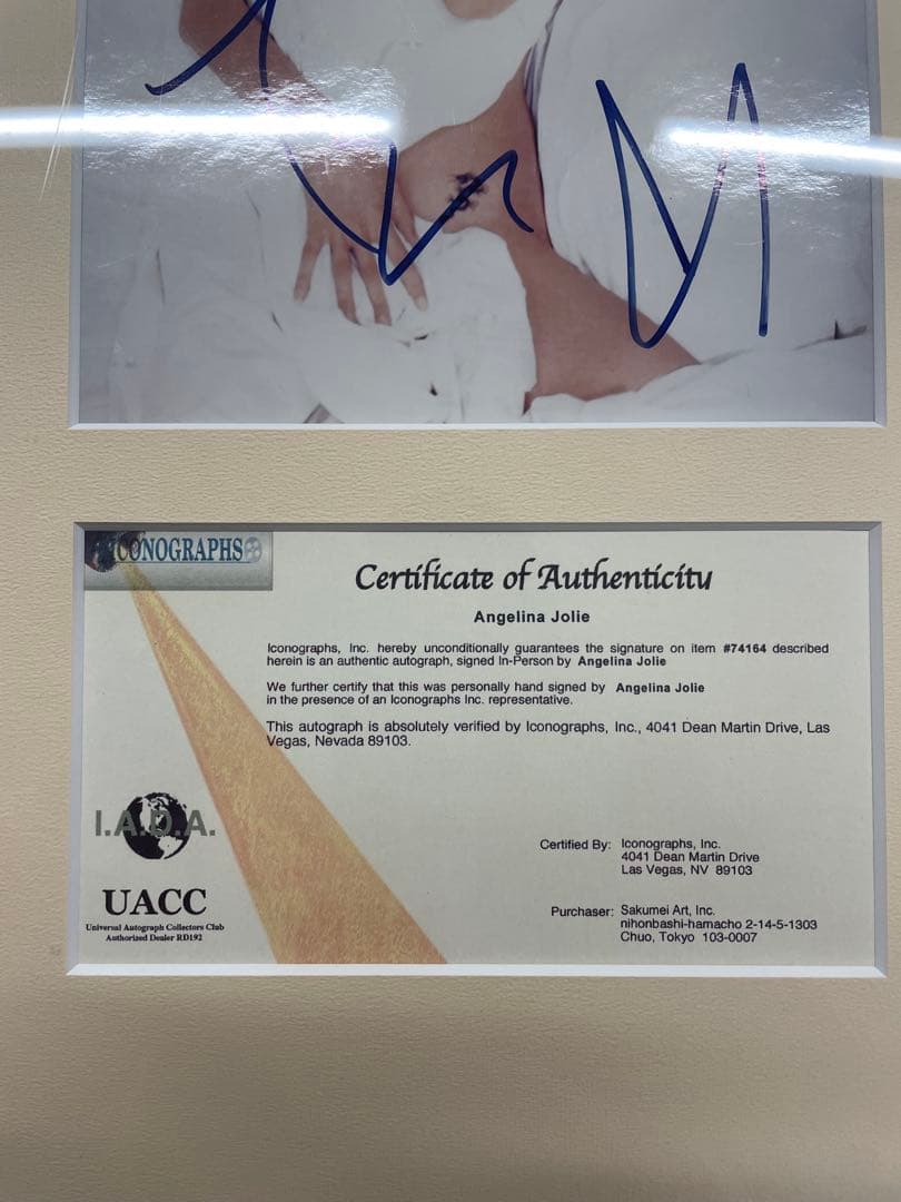 アンジェリーナジョリー　証明書付　サイン　オートグラフ