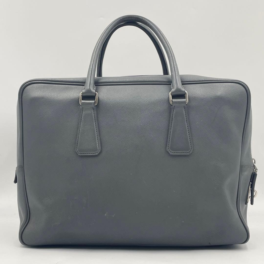 プラダ サフィアーノレザー 大容量 ビジネスバッグ ボストン 2室 三角ロゴ