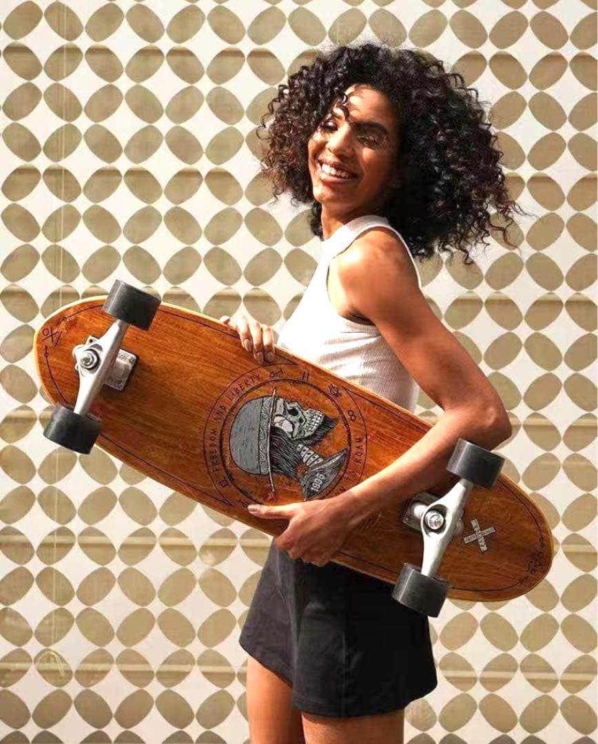 Carver Skateboards カーバー スケートボード Hobo 新品‼️