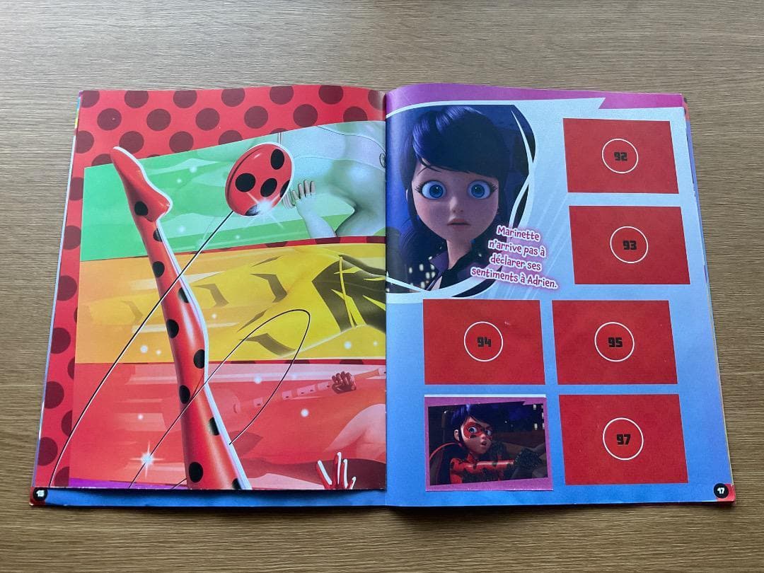 ミラキュラス レディバグ＆シャノワール・シール・人形・フランス