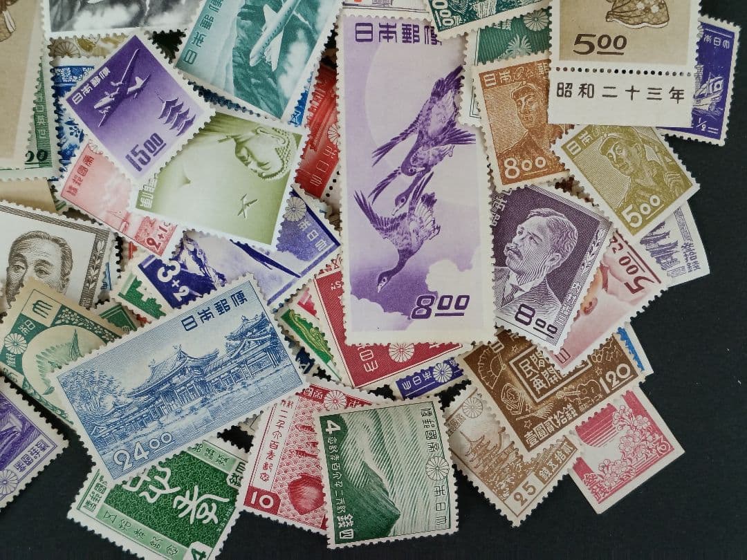 ●　銭単位切手　未使用美品　見返り美人・月に雁・航空切手等　古い切手　●