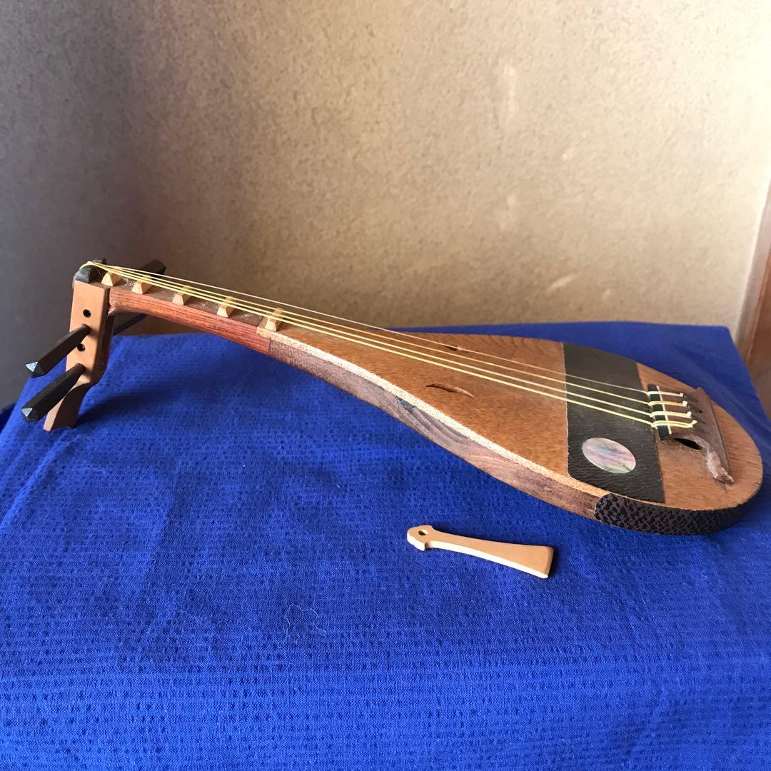 平家琵琶　ミニチュアと台　撥