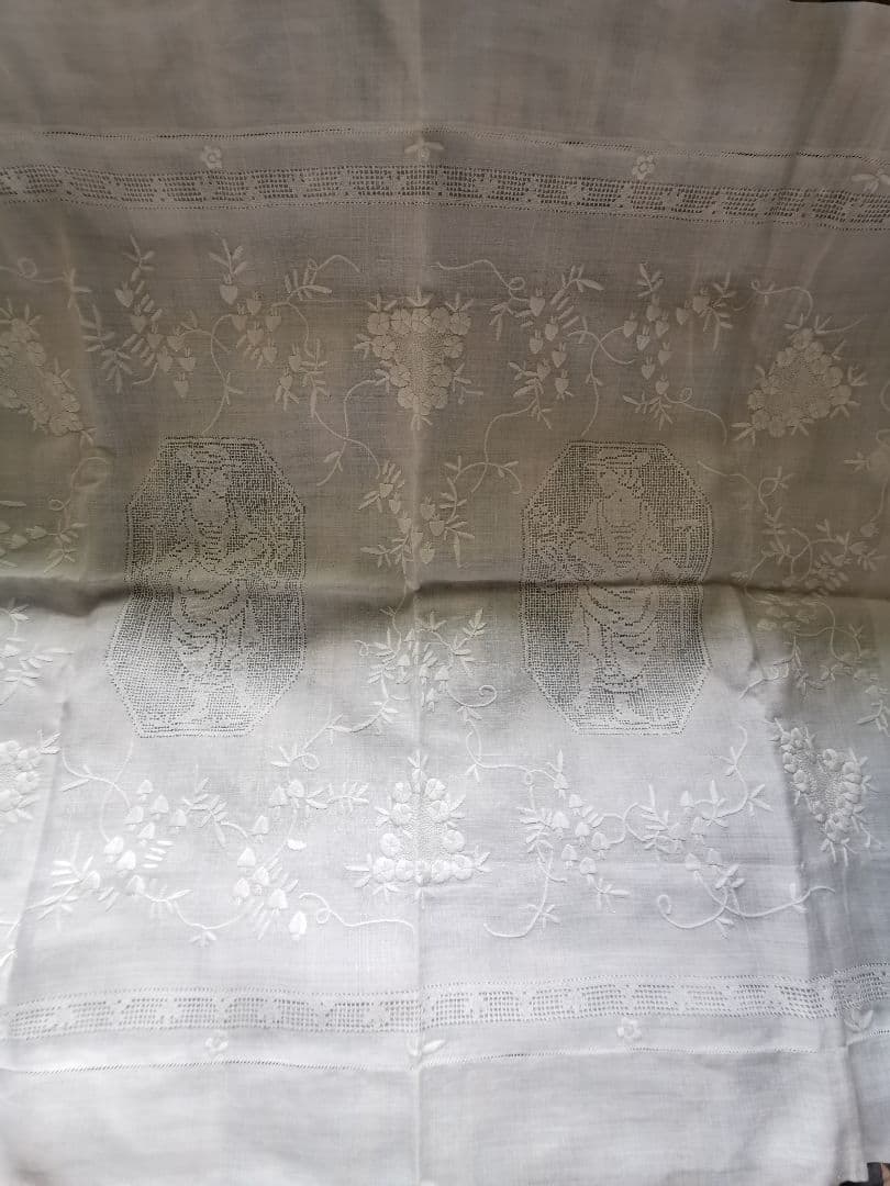 アンティーク∞スイスホワイトニードルワーク刺繍レース ピロー＆クッションカバー