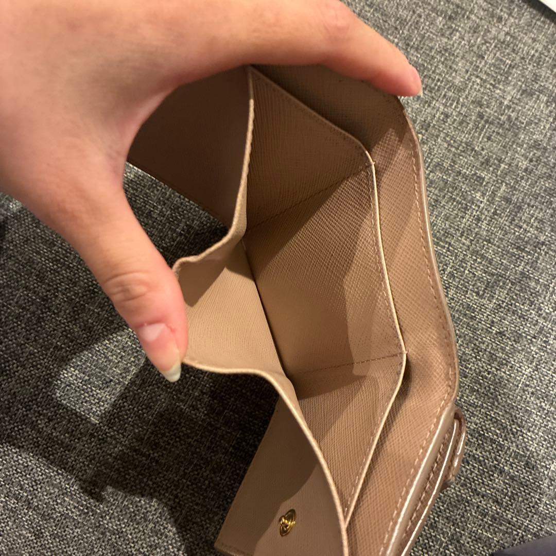 最終値下げ【正規品】PRADA サフィアーノレザー 三つ折り財布 ベージュ