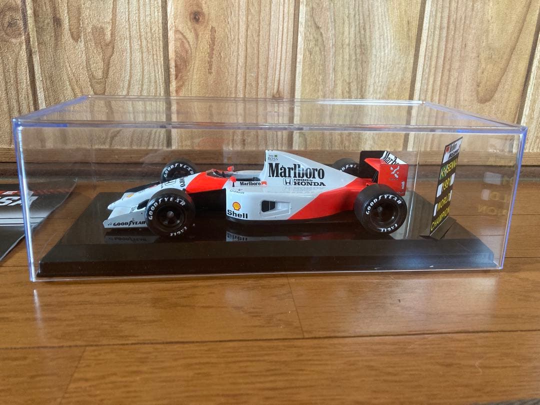 マルボロ仕様 ビッグスケールF1コレクション　MP4/6 セナ　1/24 完成品