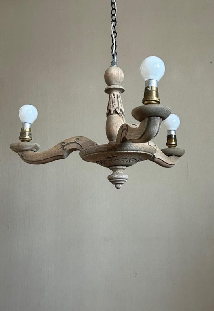 フランスアンティーク　木製シャンデリア　３灯　シャビー　店舗什器