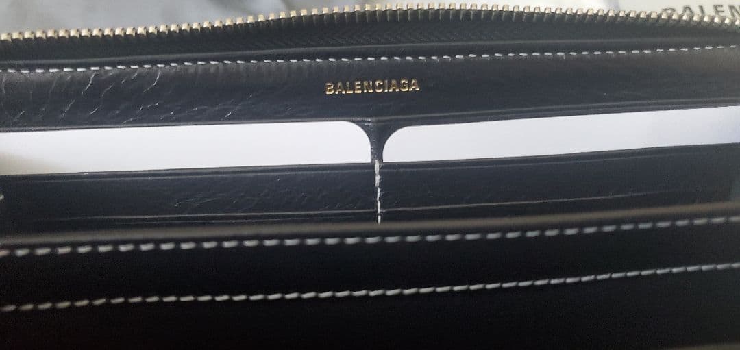 正規品 BALENCIAGA Bazar ロゴプリント 長財布