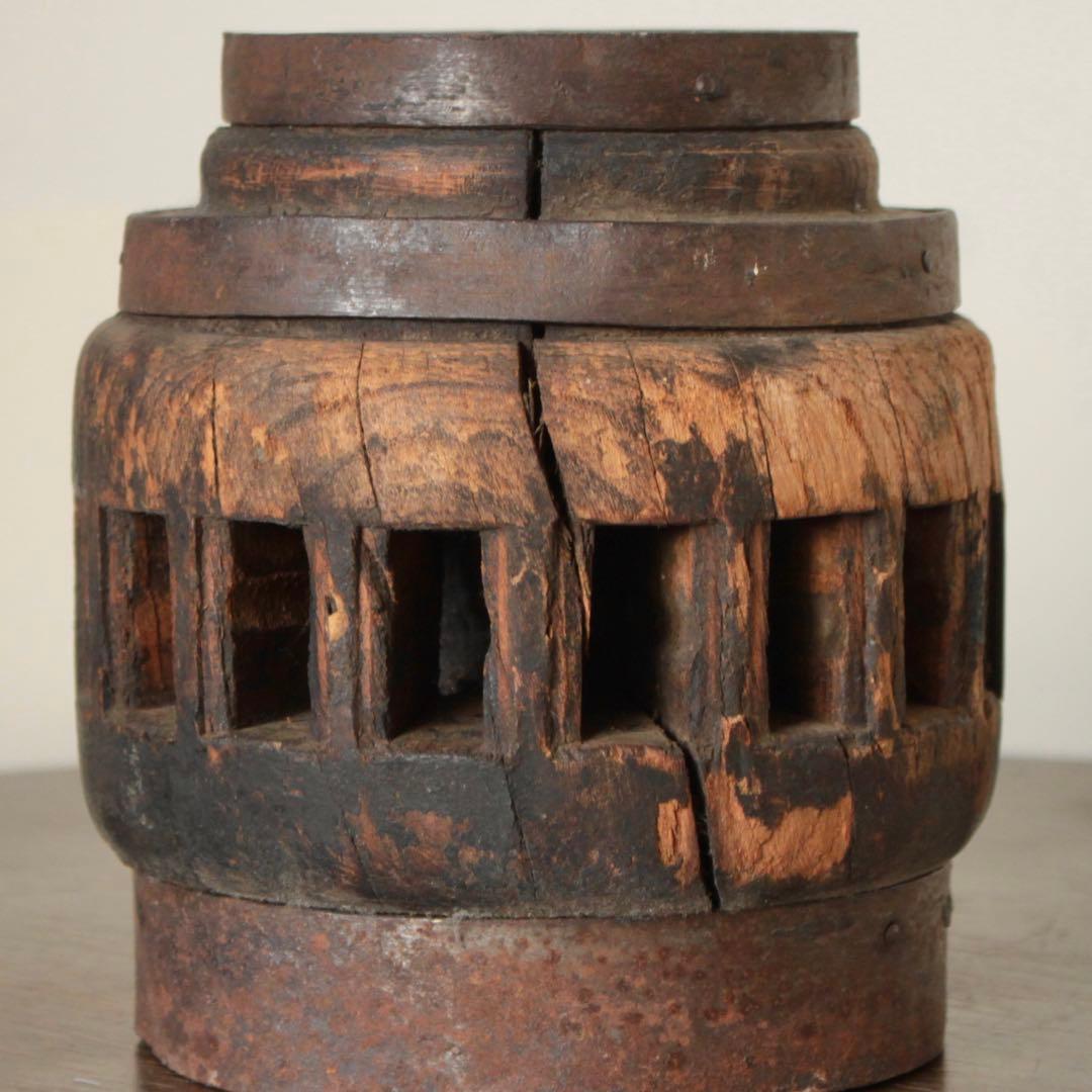 鉄と木でできた 軸 車輪軸 古道具 アンティーク ブロカント オブジェ