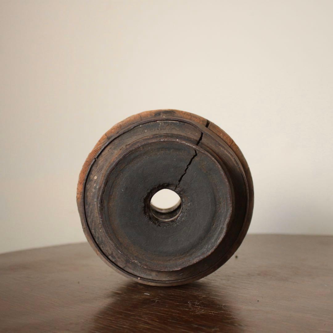 鉄と木でできた 軸 車輪軸 古道具 アンティーク ブロカント オブジェ