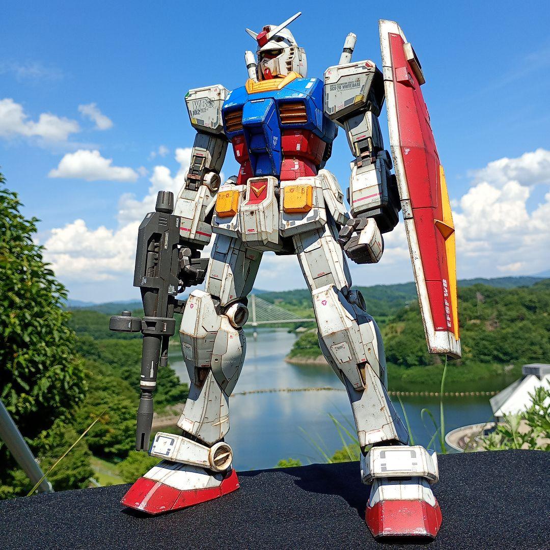 1/48 メガサイズ　ガンダム　塗装済完成品　ガンプラ