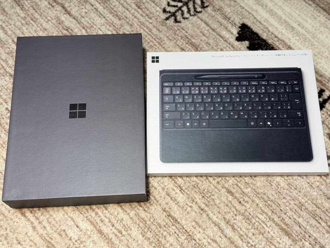 【美品】Surface Pro 11 + フレックスキーボード + スリムペン