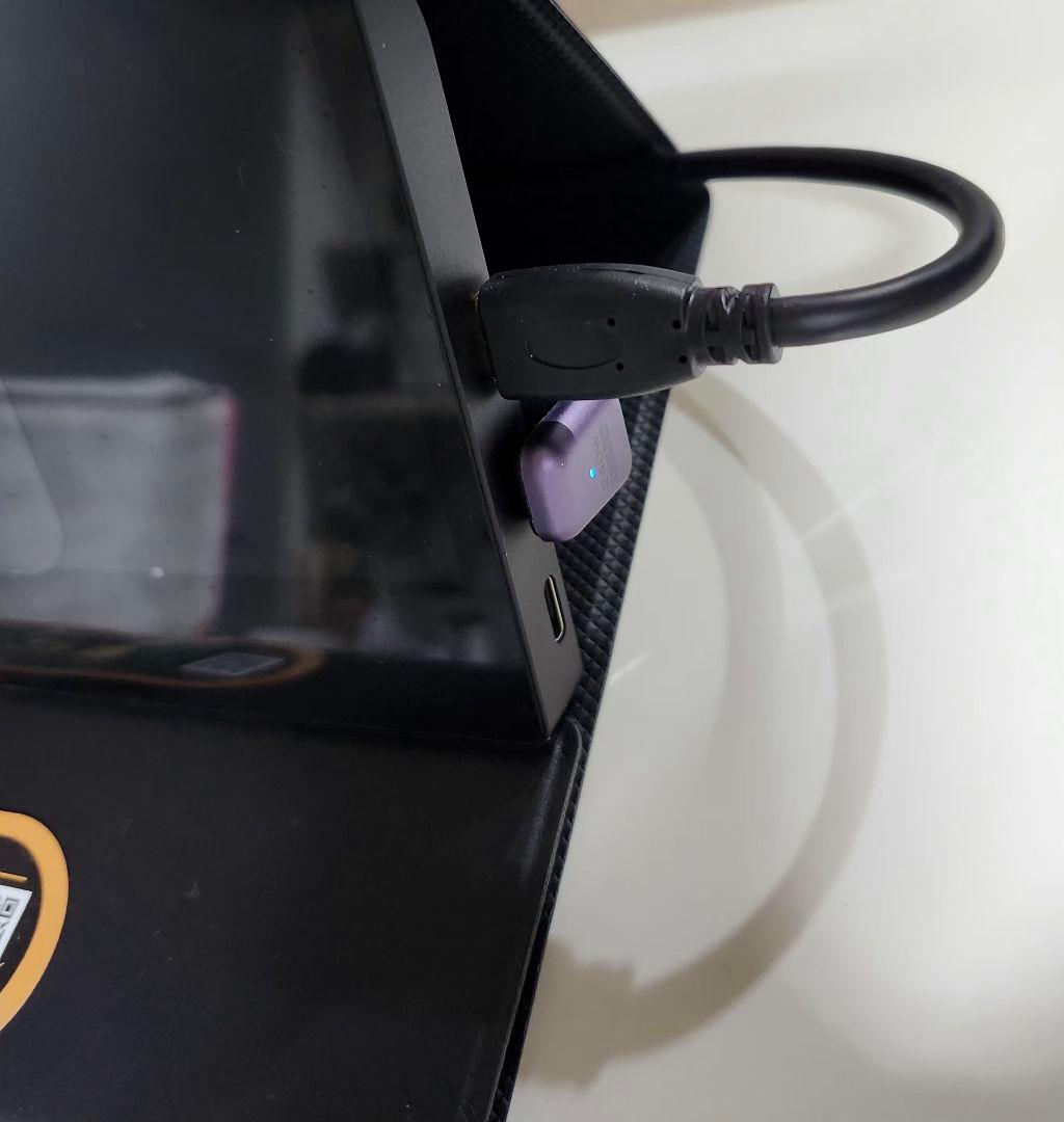 しん　　JAPANNEXT モバイルモニター