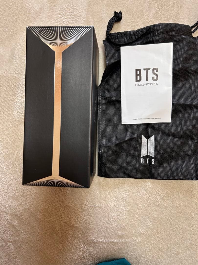 ひ*た様 BTSの公式ペンライト　ver.3 ver.4 ２個セット