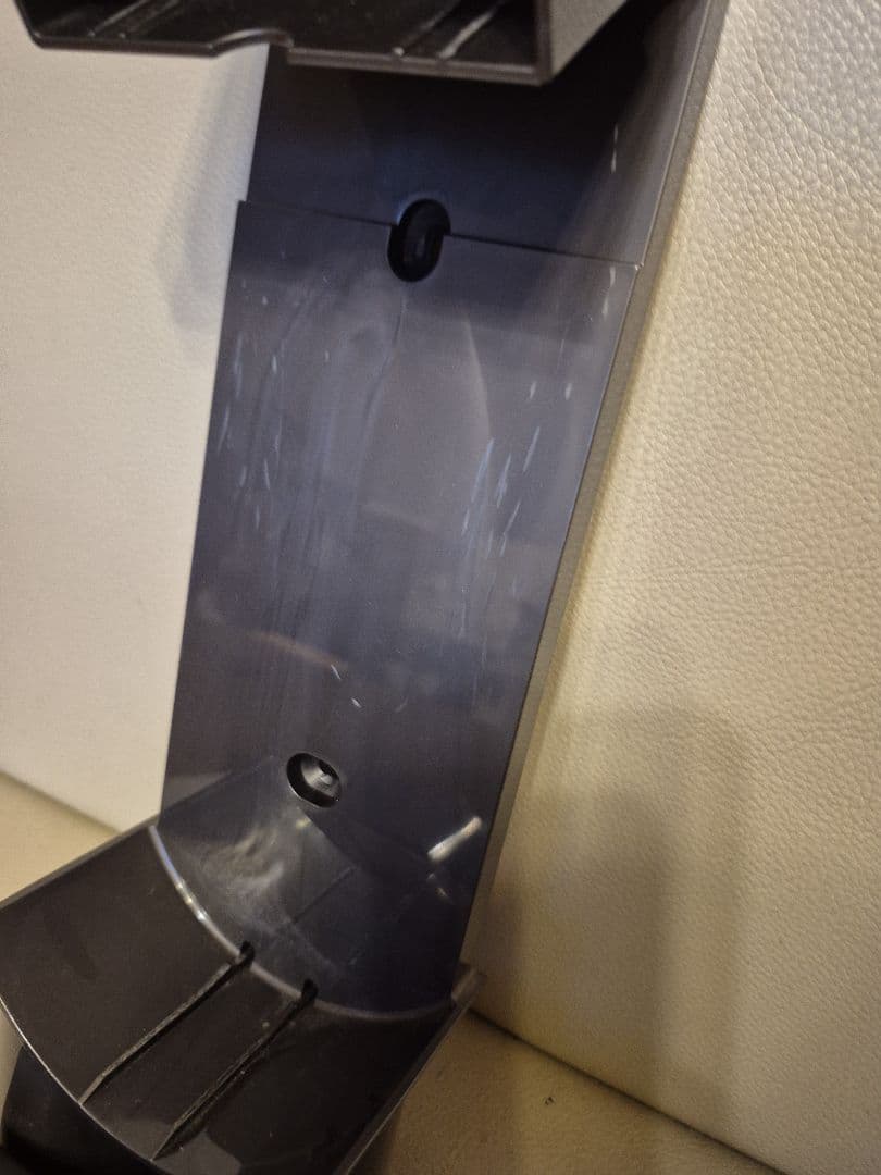 dyson v8 slim fluffy+ 本体、クリーナーヘッド、他セット