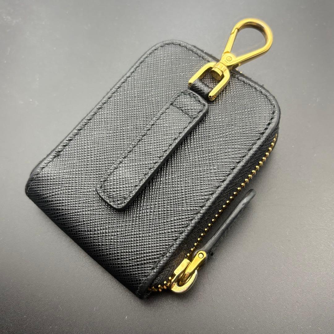 ✨未使用保管品✨PRADA AirPodsケース ポーチ サフィアーノレザー