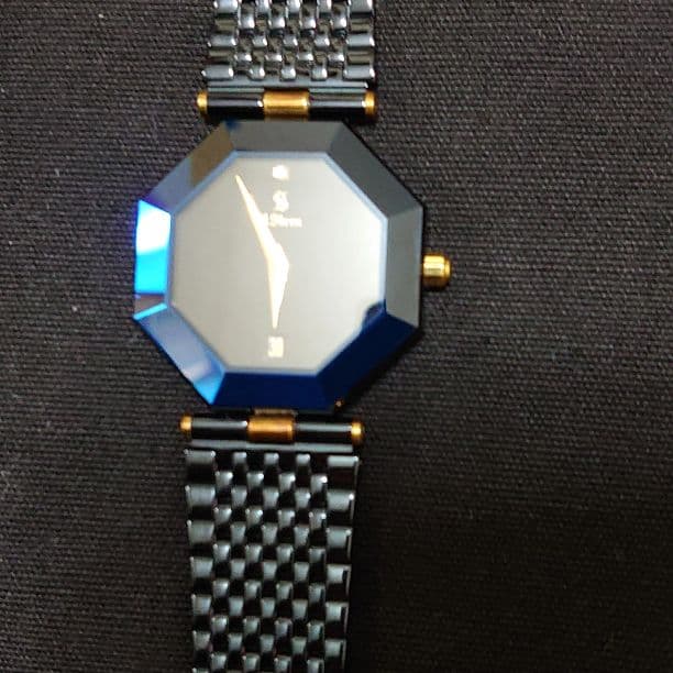 サファイア 高級 腕時計 SAPPIRE 美術品 art 宝石 Jewel